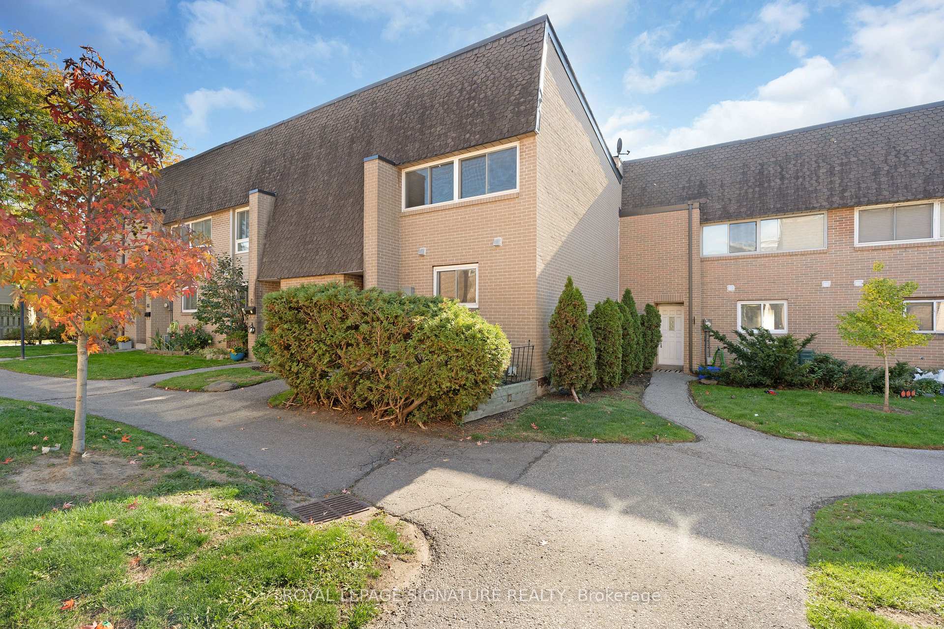 Photo 2 of Unit 64, 1235 Radom Street, Pickering, Bay Ridges — HOMEH