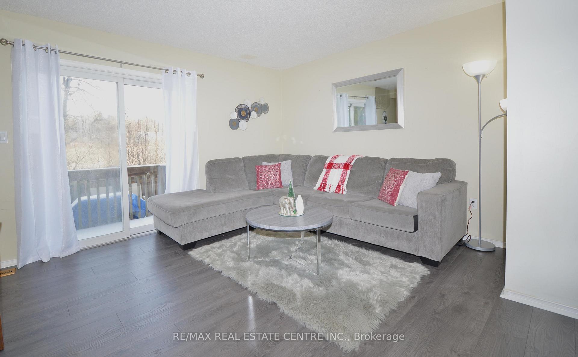 Photo 15 of Unit 76, 30 Imperial Road S, Guelph, Willow West/Sugarbush/West Acres — HOMEH