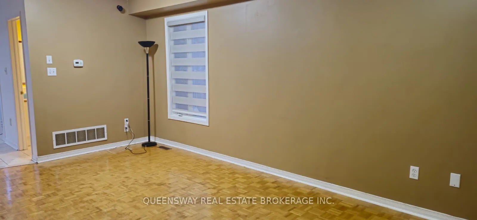 Photo 3 of 21 Flatlands Way, Brampton, Sandringham-Wellington — HOMEH