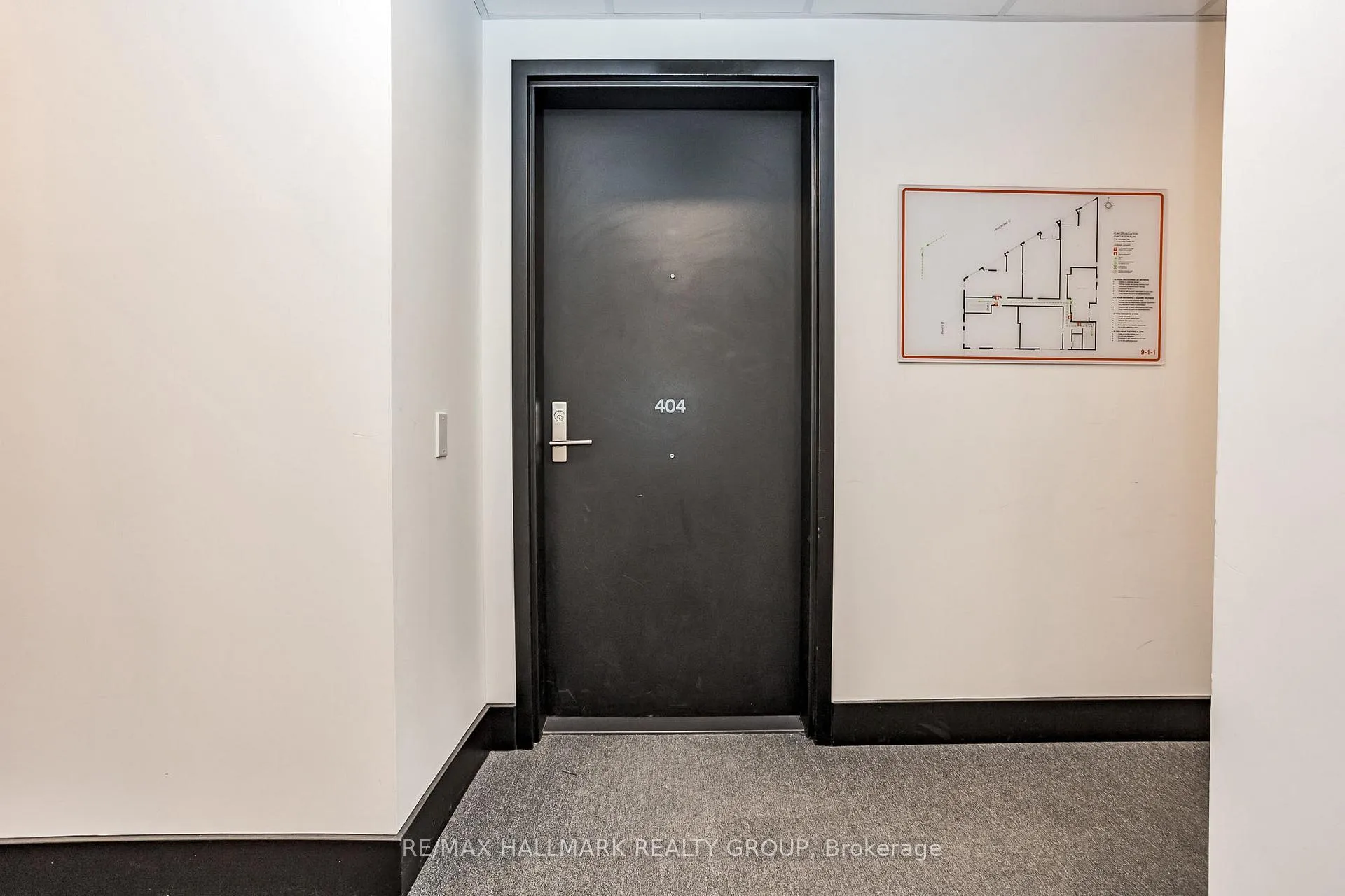 Photo 6 of Unit 404, 101 Pinhey Street N, Ottawa, Hintonburg — HOMEH