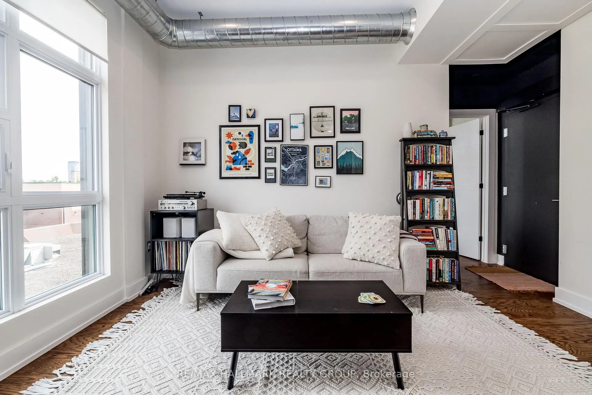 Photo 9 of Unit 404, 101 Pinhey Street N, Ottawa, Hintonburg — HOMEH
