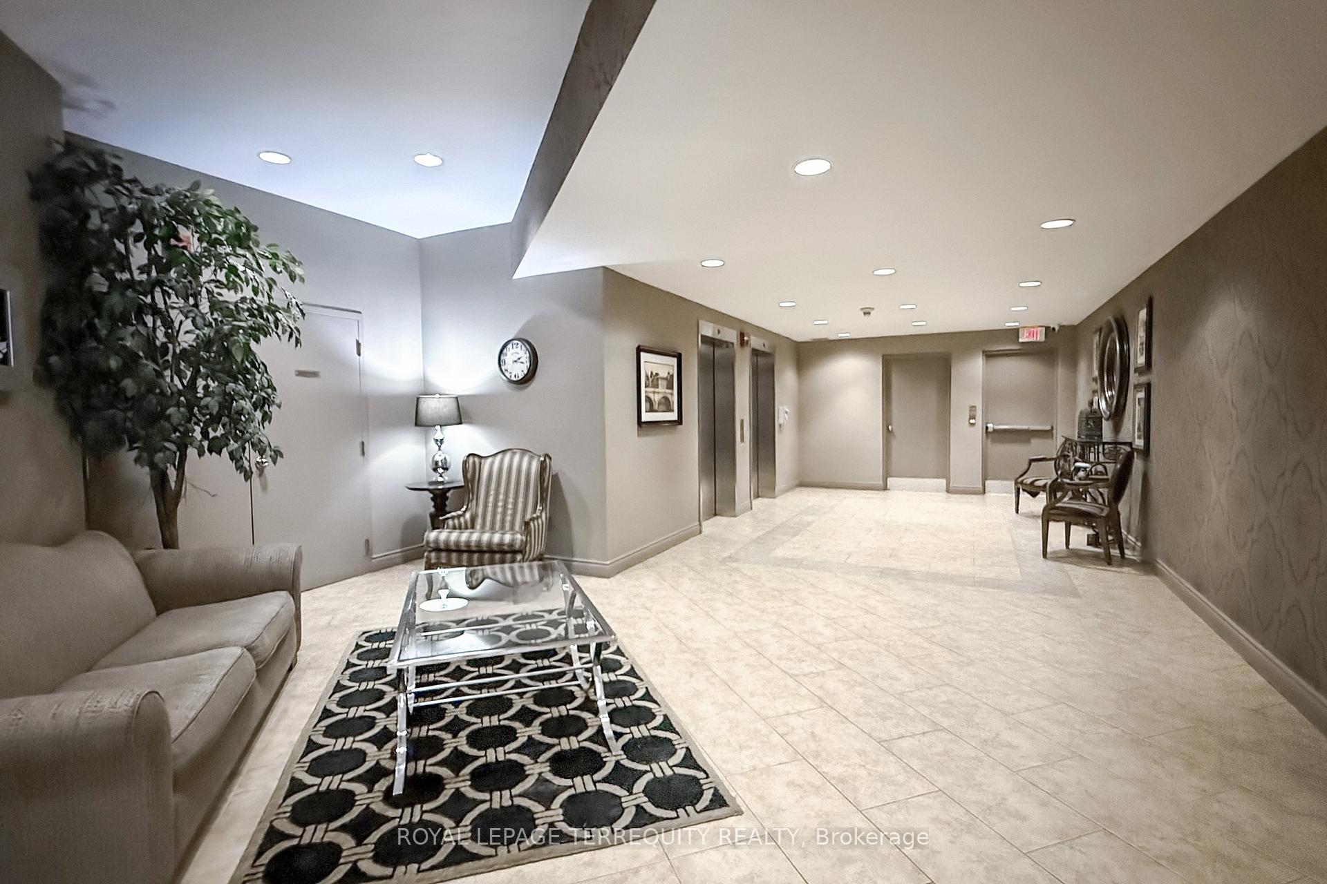 Photo 5 of Unit 505, 18 Wanless Avenue, Toronto, Lawrence Park North — HOMEH