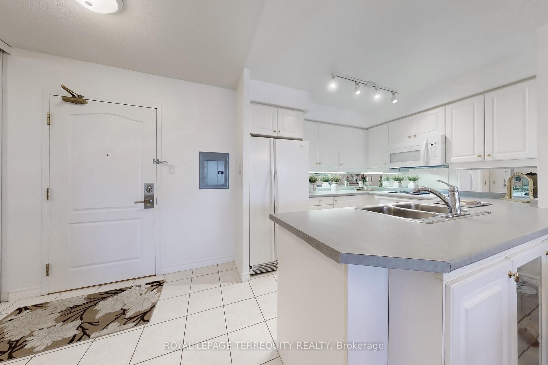 Photo 14 of Unit 505, 18 Wanless Avenue, Toronto, Lawrence Park North — HOMEH