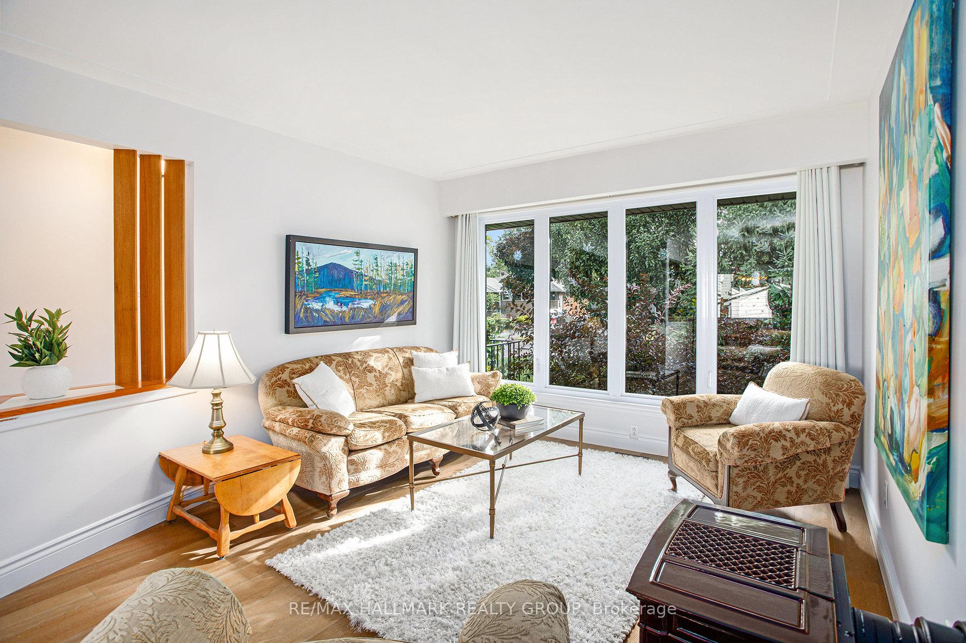 Photo 4 of 2088 Bangor Street, Ottawa, Elmvale Acres/Urbandale — HOMEH