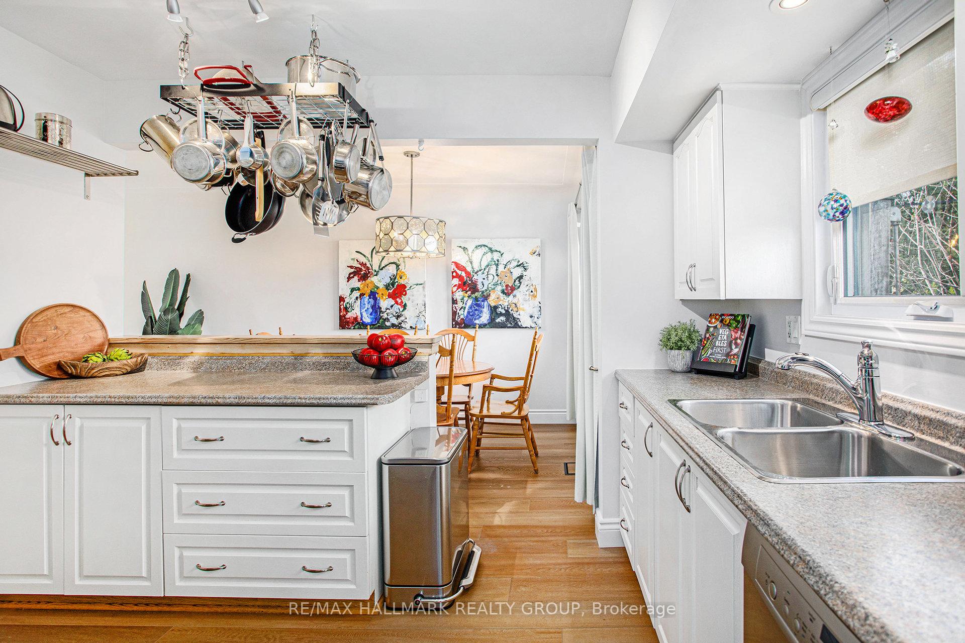 Photo 9 of 2088 Bangor Street, Ottawa, Elmvale Acres/Urbandale — HOMEH