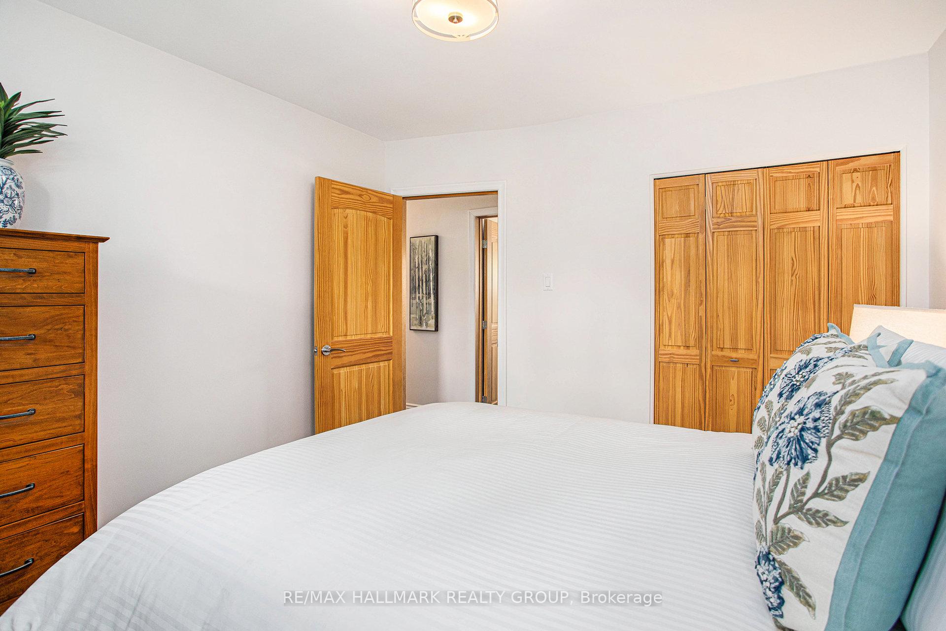 Photo 13 of 2088 Bangor Street, Ottawa, Elmvale Acres/Urbandale — HOMEH
