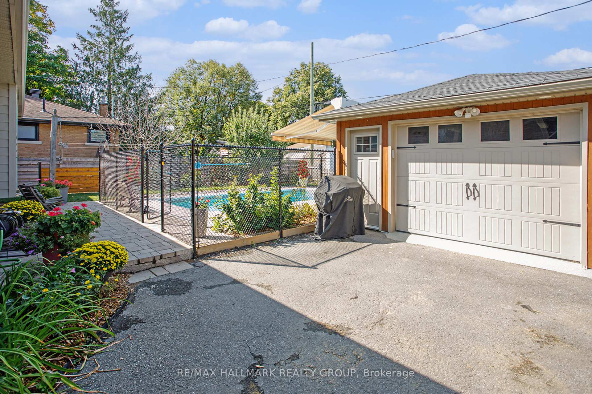 Photo 24 of 2088 Bangor Street, Ottawa, Elmvale Acres/Urbandale — HOMEH