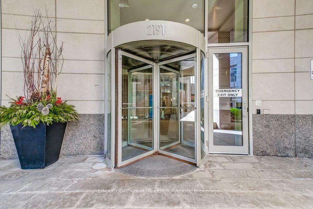 Photo 5 of Unit 3010, 2191 Yonge Street, Toronto, Mount Pleasant West — HOMEH