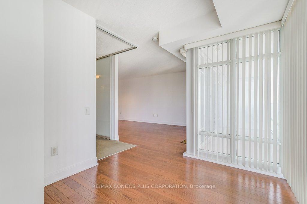Photo 19 of Unit 3010, 2191 Yonge Street, Toronto, Mount Pleasant West — HOMEH
