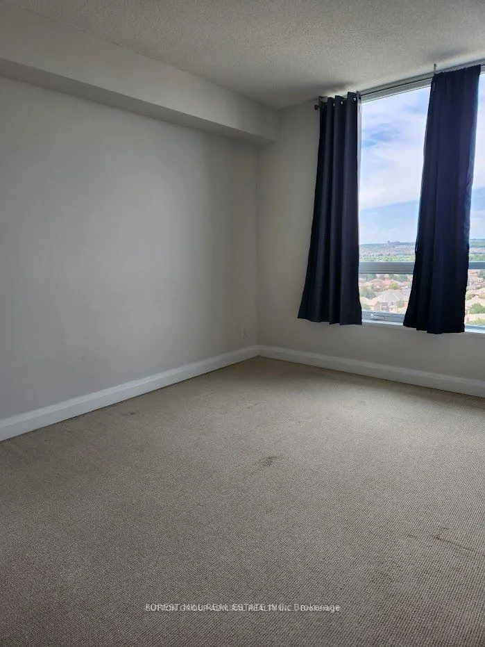 Photo 6 of Unit 1612, 30 North Park Road, Vaughan, Beverley Glen — HOMEH