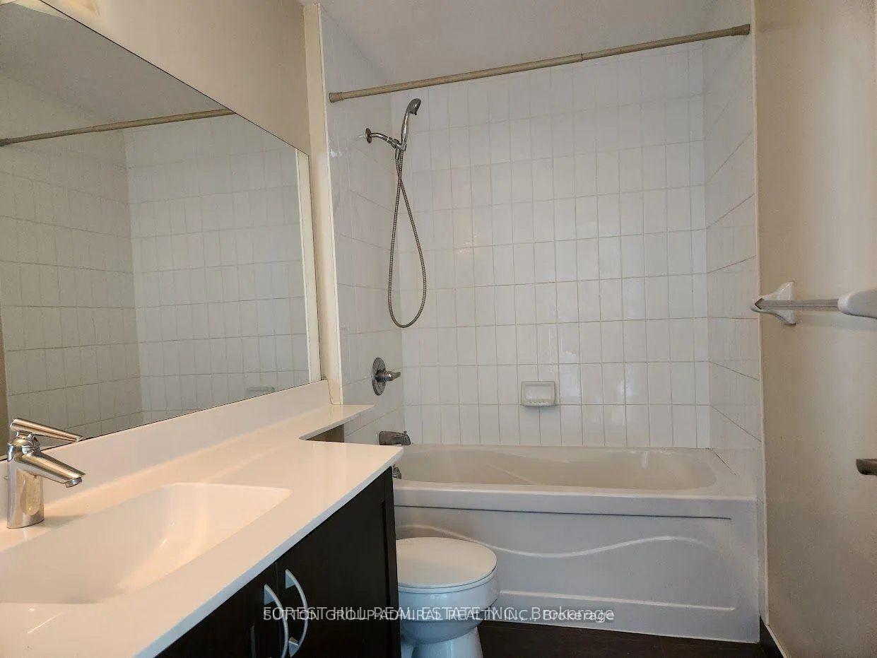 Photo 7 of Unit 1612, 30 North Park Road, Vaughan, Beverley Glen — HOMEH