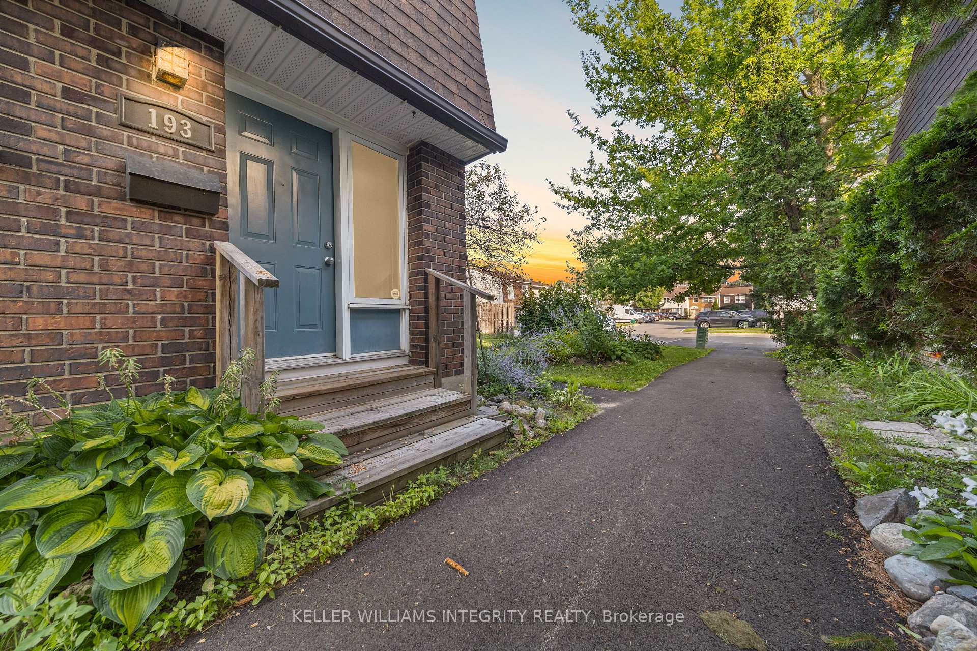 Front of Unit 193, 3310 Southgate Road