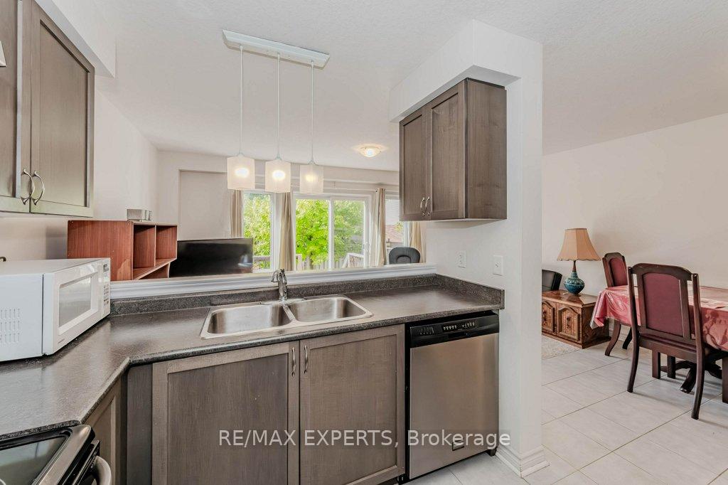 Photo 12 of Unit 57O, 57 Oldfield Drive, Guelph, Pineridge/Westminster Woods — HOMEH
