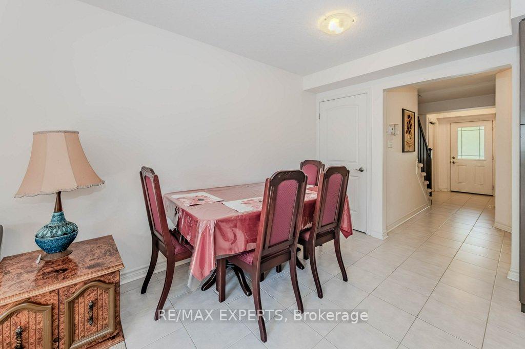 Photo 13 of Unit 57O, 57 Oldfield Drive, Guelph, Pineridge/Westminster Woods — HOMEH