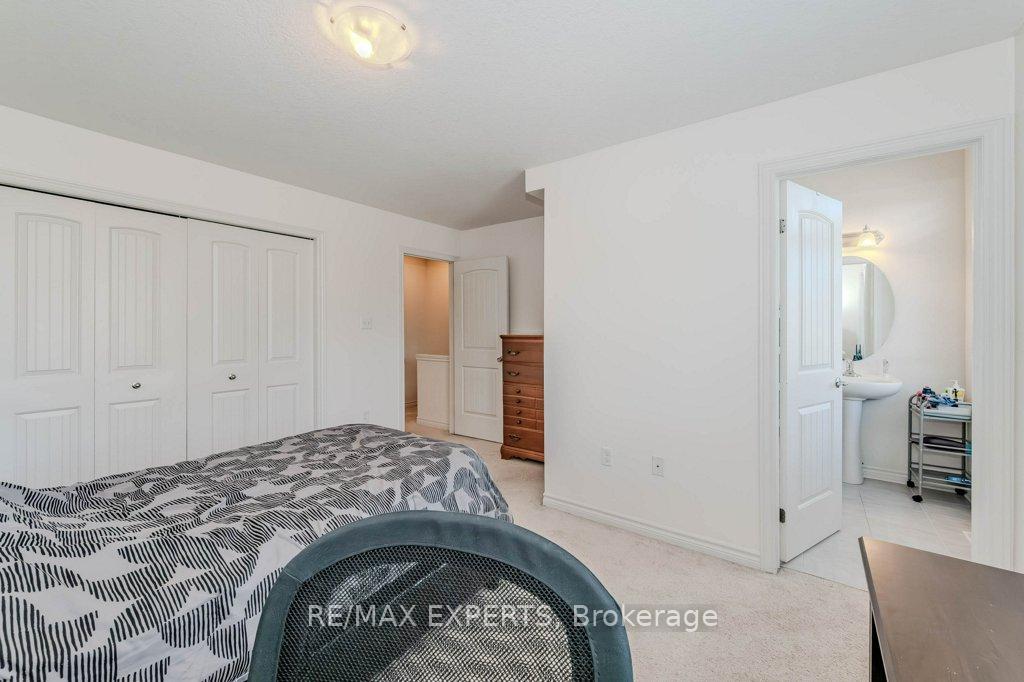 Photo 19 of Unit 57O, 57 Oldfield Drive, Guelph, Pineridge/Westminster Woods — HOMEH