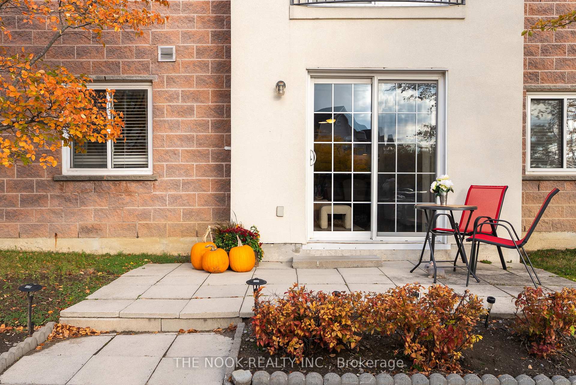 Photo 1 of Unit 104, 83 Aspen Springs Drive, Clarington, Bowmanville — HOMEH