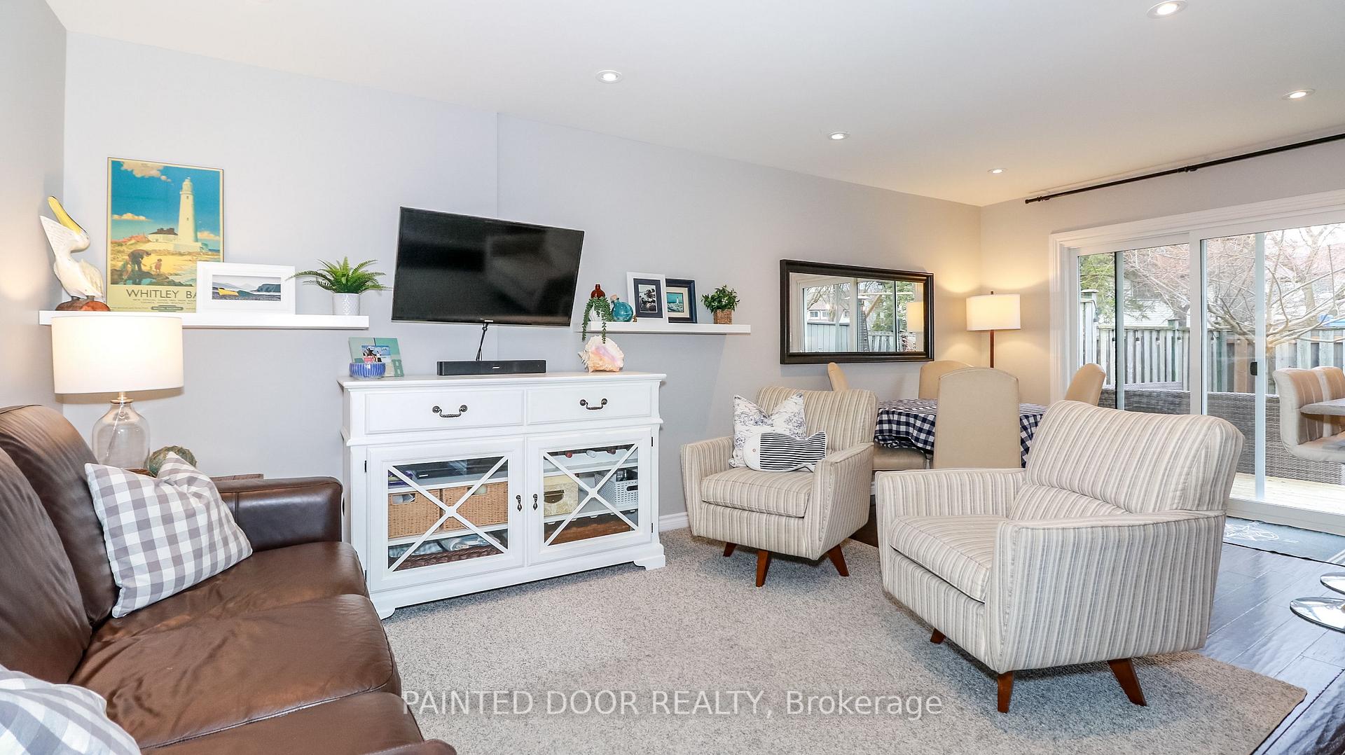 Photo 4 of Unit 63, 28 Donald Street, Barrie, Queen's Park — HOMEH