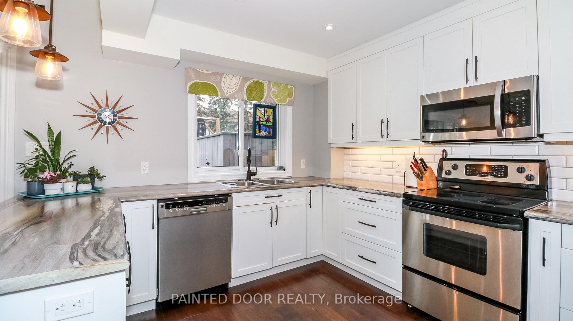 Photo 7 of Unit 63, 28 Donald Street, Barrie, Queen's Park — HOMEH