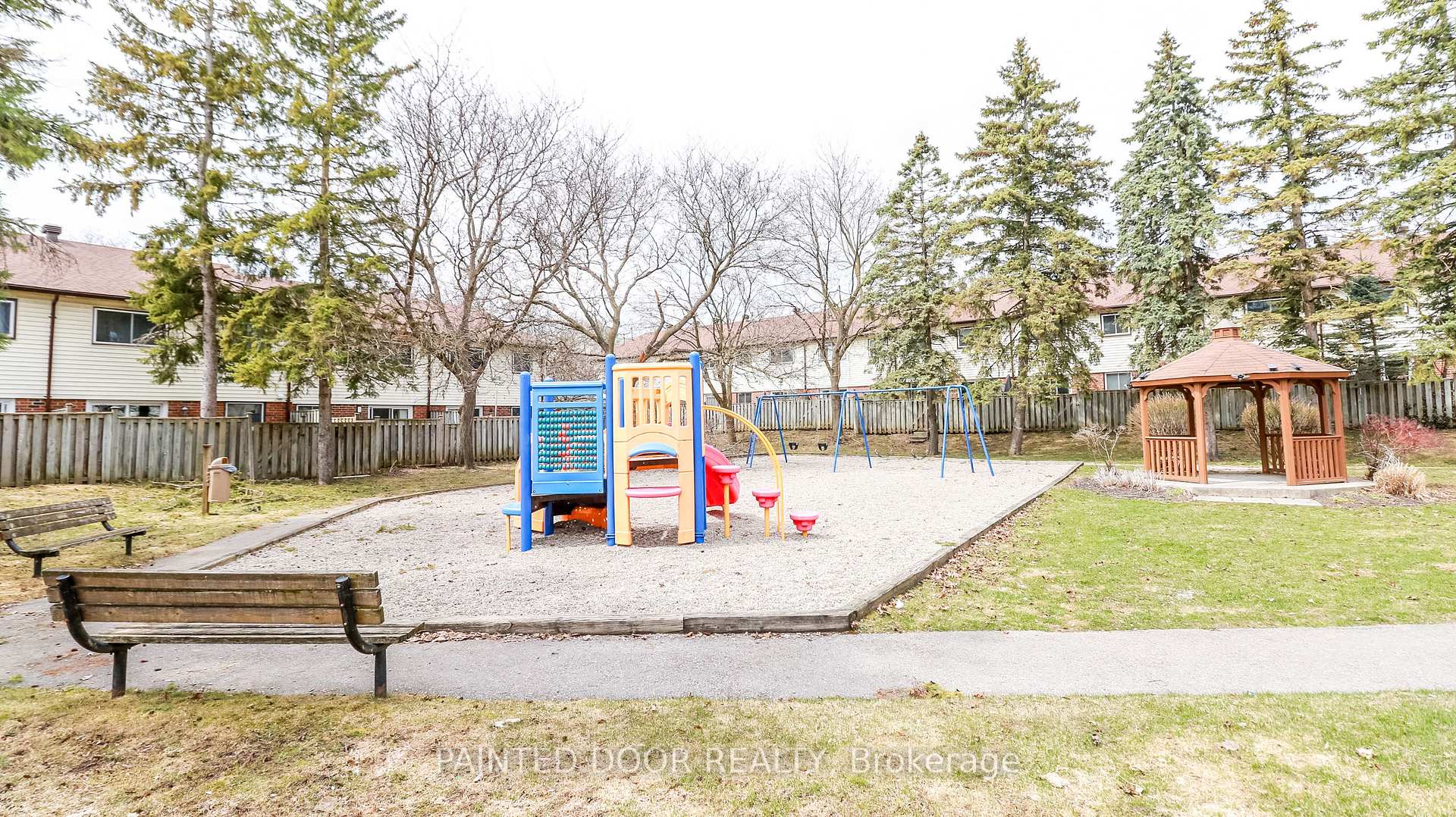 Photo 23 of Unit 63, 28 Donald Street, Barrie, Queen's Park — HOMEH