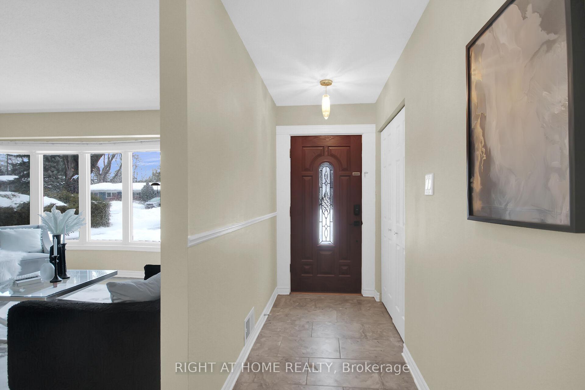 Photo 3 of 42 Cleadon Drive, Ottawa, Crystal Beach — HOMEH