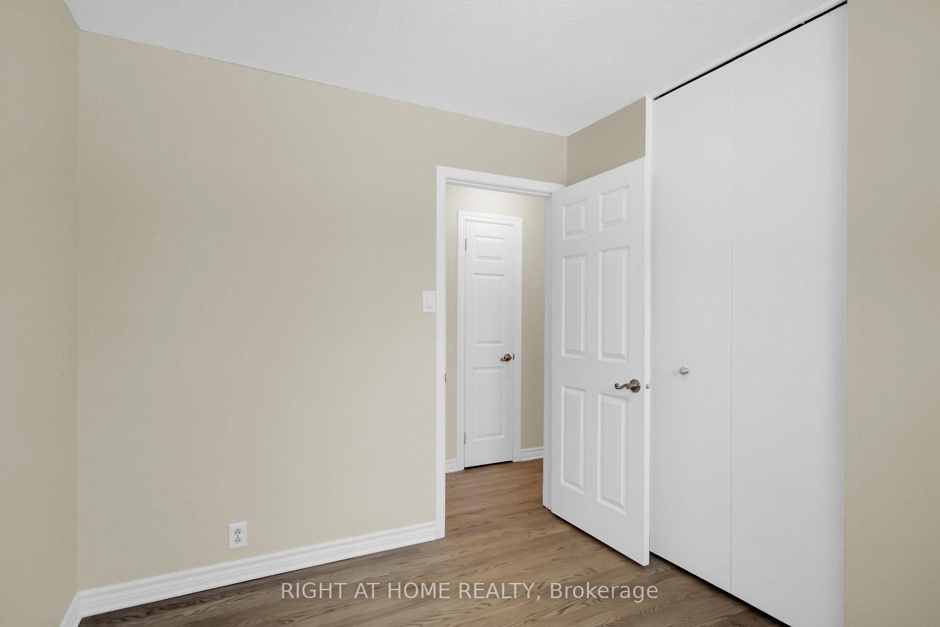 Photo 26 of 42 Cleadon Drive, Ottawa, Crystal Beach — HOMEH