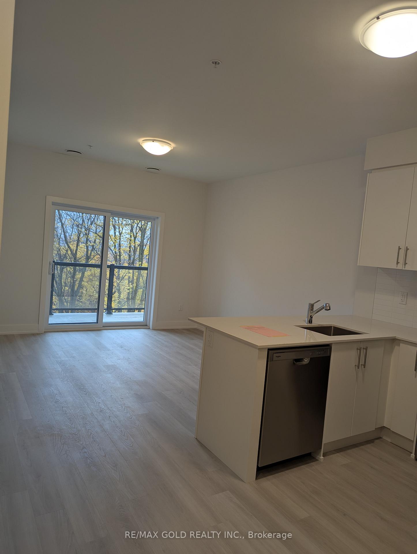 Photo 2 of Unit 504, 1100 Lackner Place, Kitchener — HOMEH