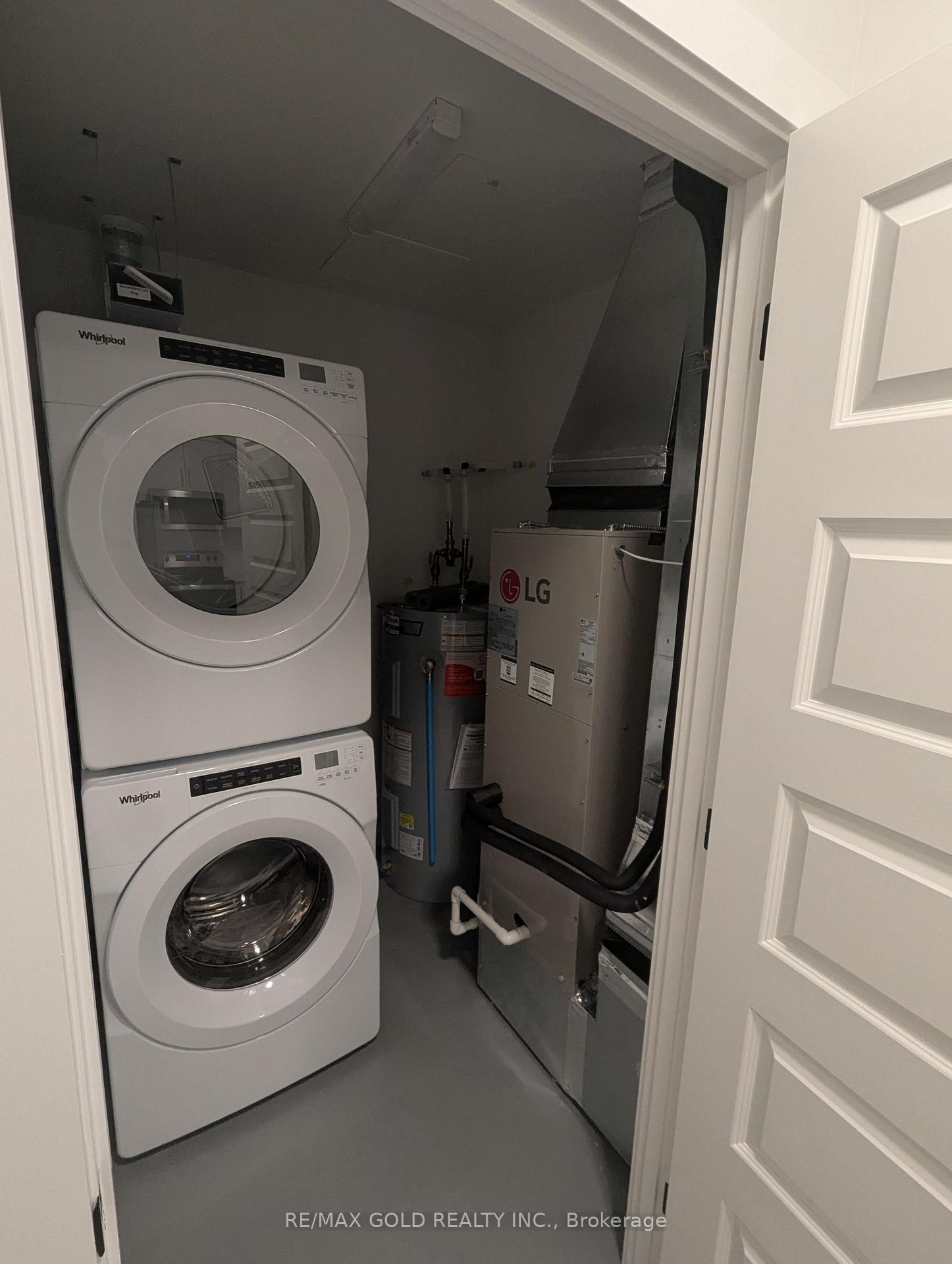 Photo 5 of Unit 504, 1100 Lackner Place, Kitchener — HOMEH