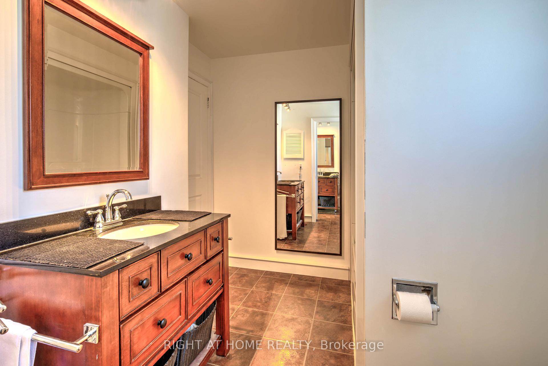 Photo 26 of 1223 Cedarcroft Crescent, Ottawa, Pineview — HOMEH