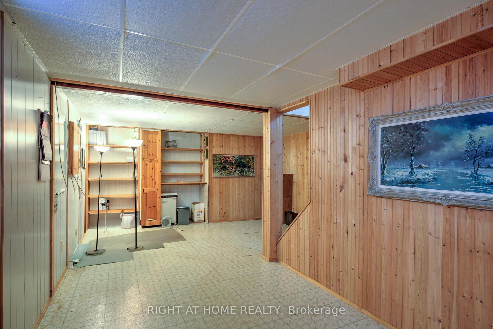 Photo 31 of 1223 Cedarcroft Crescent, Ottawa, Pineview — HOMEH