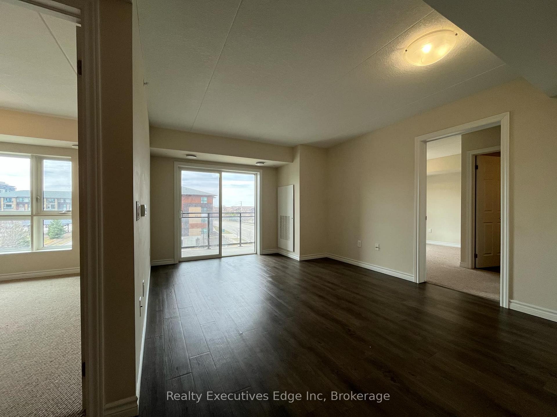 Photo 12 of Unit 412, 7 Kay Crescent, Guelph, Pineridge/Westminster Woods — HOMEH