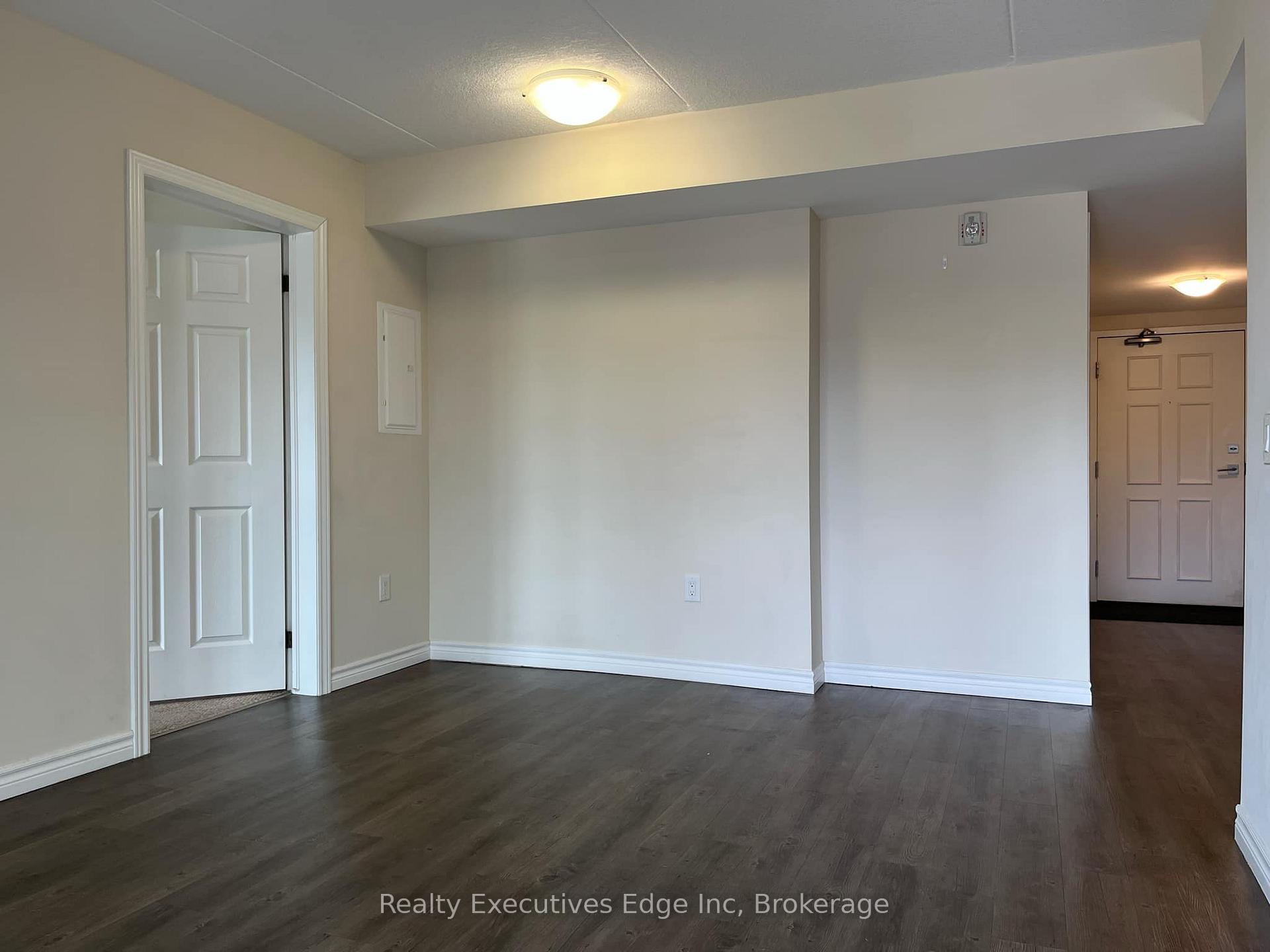 Photo 15 of Unit 412, 7 Kay Crescent, Guelph, Pineridge/Westminster Woods — HOMEH