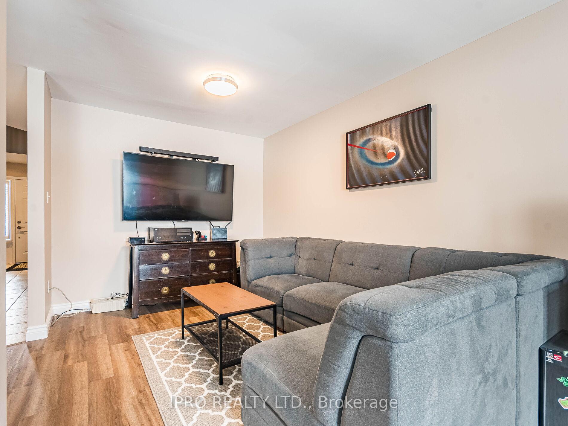 Photo 7 of Unit 33, 134 Terni Boulevard, Hamilton, Broughton — HOMEH
