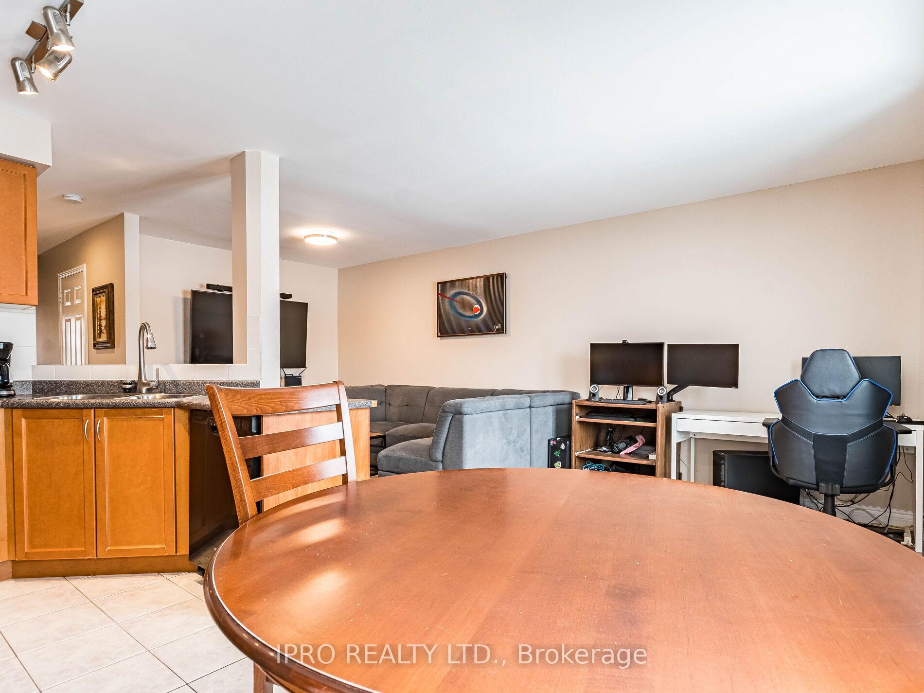 Photo 15 of Unit 33, 134 Terni Boulevard, Hamilton, Broughton — HOMEH