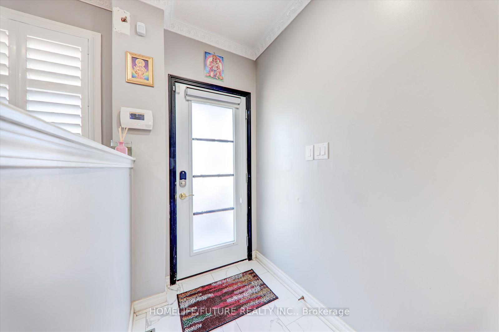 Photo 3 of 14 Camill Avenue, Ajax, Northeast Ajax — HOMEH