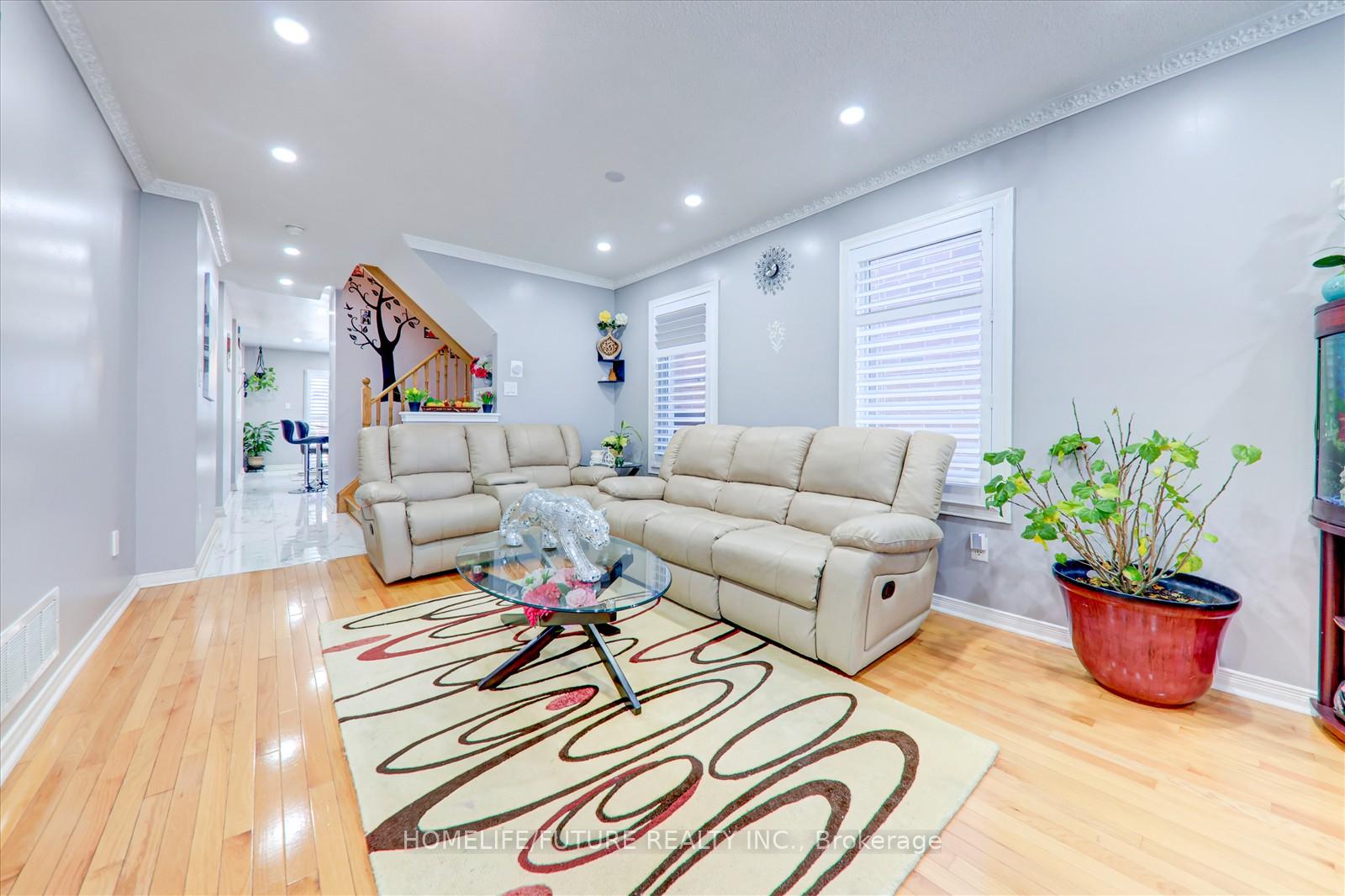 Photo 5 of 14 Camill Avenue, Ajax, Northeast Ajax — HOMEH