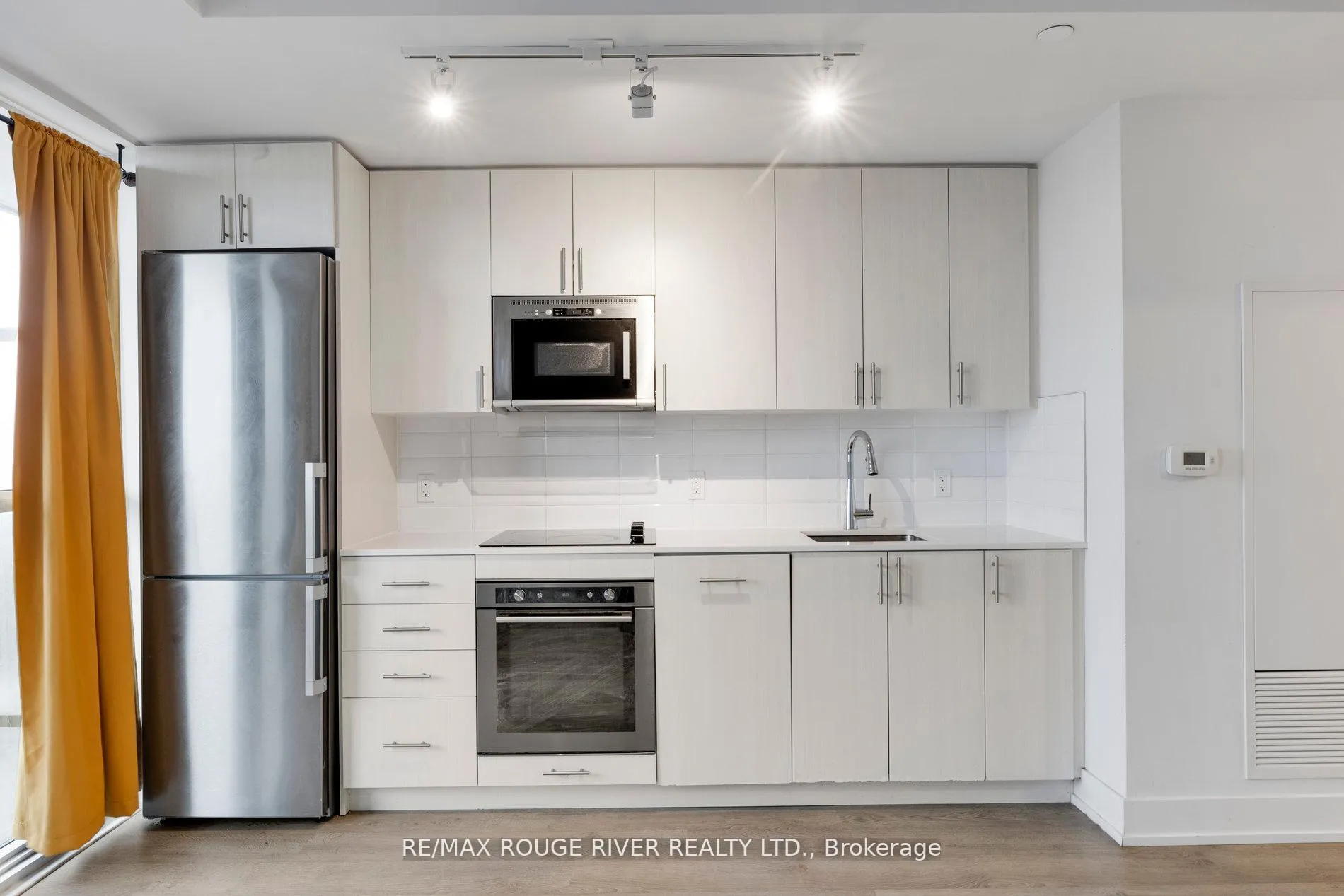 Photo 15 of Unit 1001, 2550 Simcoe Street, Oshawa, Windfields — HOMEH