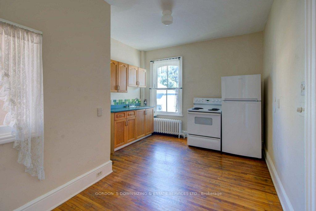 Photo 3 of 242 George Street, Belleville, Belleville Ward — HOMEH