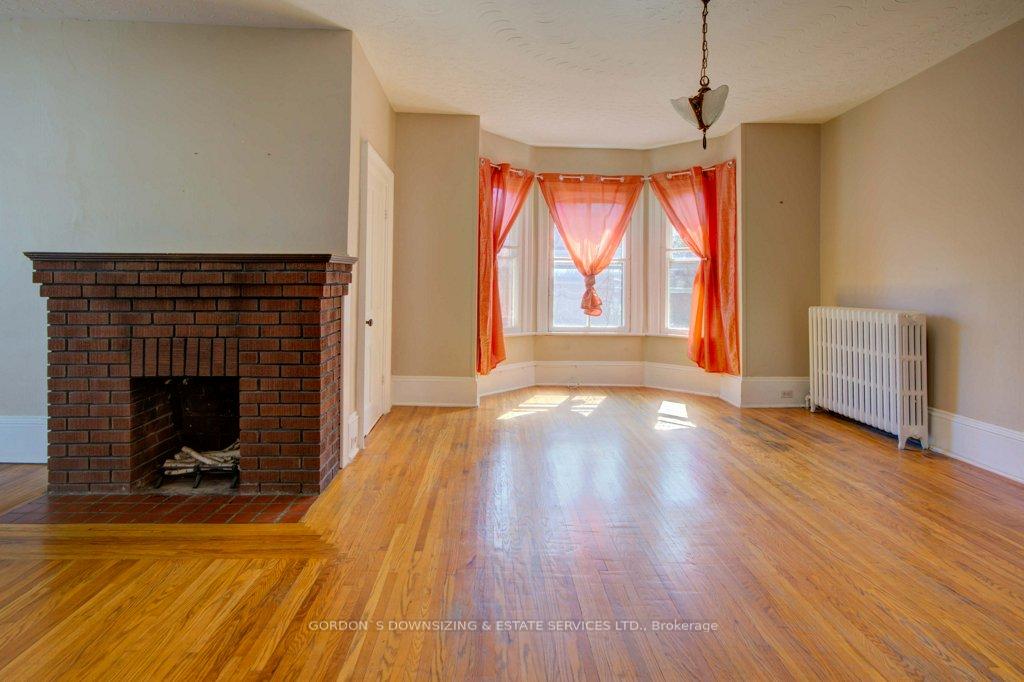 Photo 8 of 242 George Street, Belleville, Belleville Ward — HOMEH