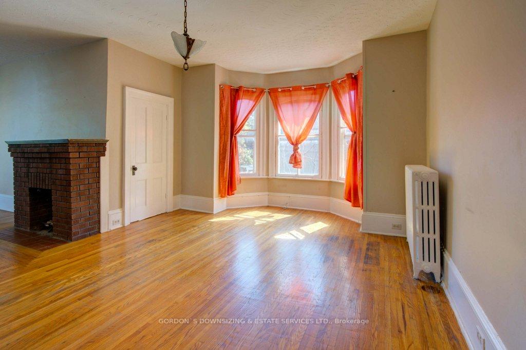 Photo 12 of 242 George Street, Belleville, Belleville Ward — HOMEH