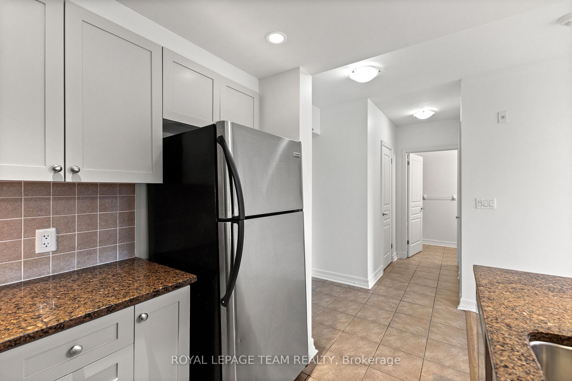 Photo 7 of Unit 503, 200 Besserer Street, Ottawa, Sandy Hill — HOMEH