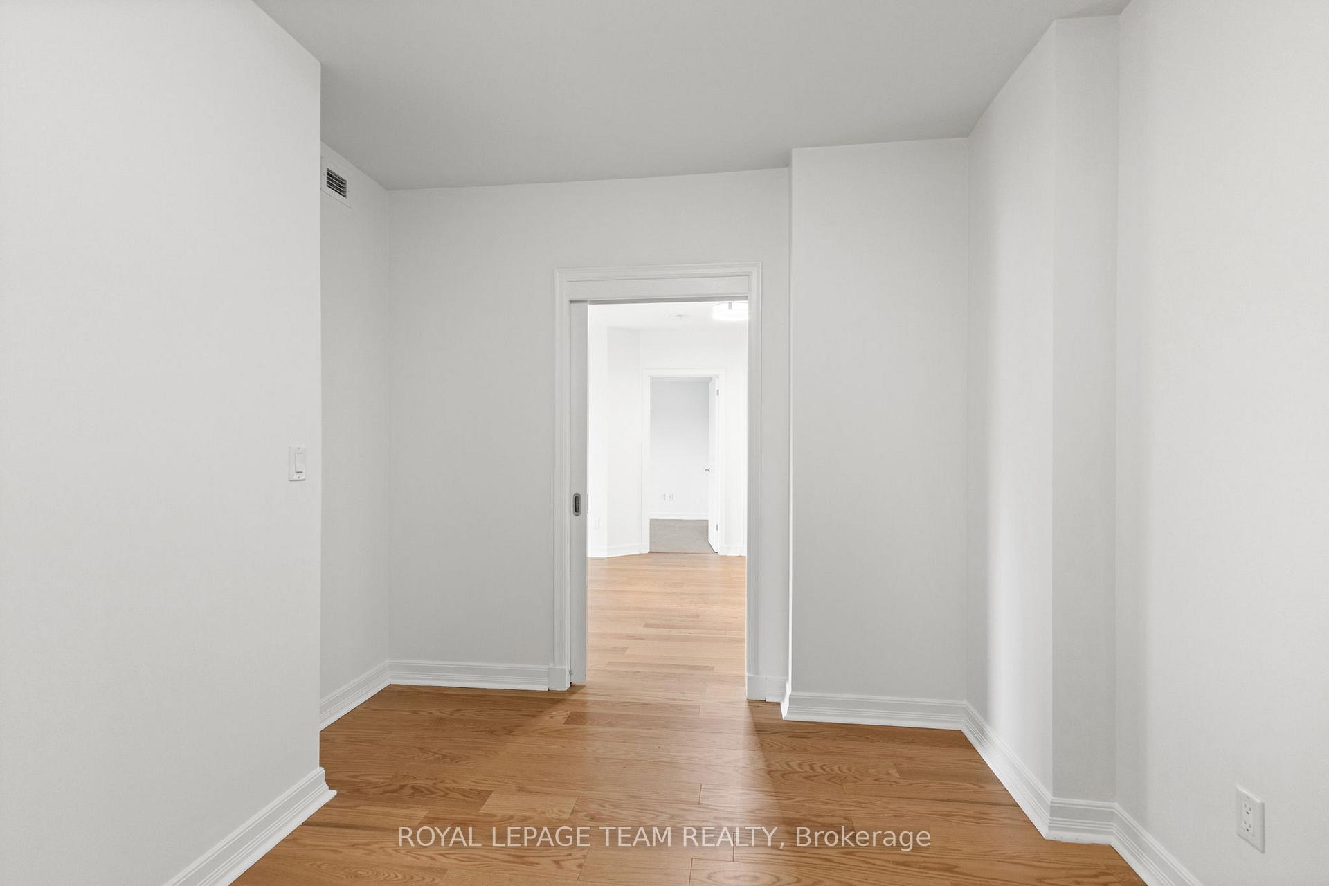 Photo 13 of Unit 503, 200 Besserer Street, Ottawa, Sandy Hill — HOMEH