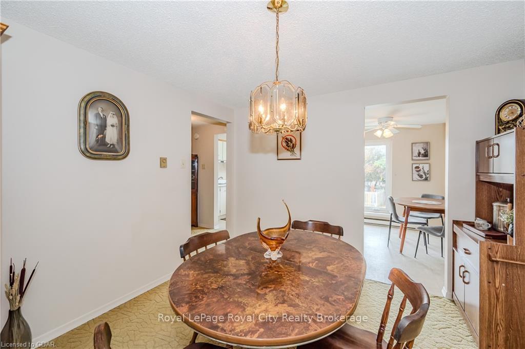 Photo 11 of Unit 5, 2 Worton Avenue, Guelph, Willow West/Sugarbush/West Acres — HOMEH