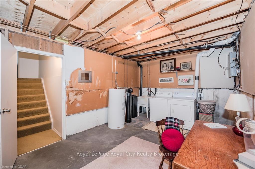 Photo 27 of Unit 5, 2 Worton Avenue, Guelph, Willow West/Sugarbush/West Acres — HOMEH