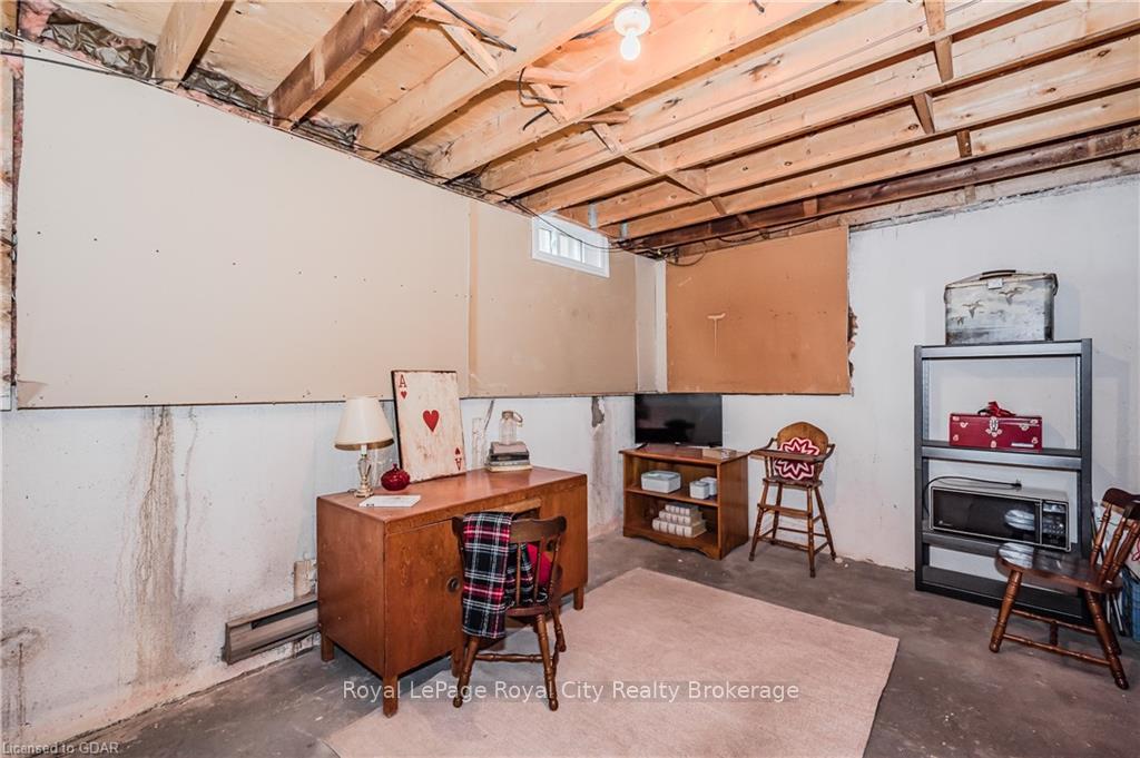 Photo 28 of Unit 5, 2 Worton Avenue, Guelph, Willow West/Sugarbush/West Acres — HOMEH