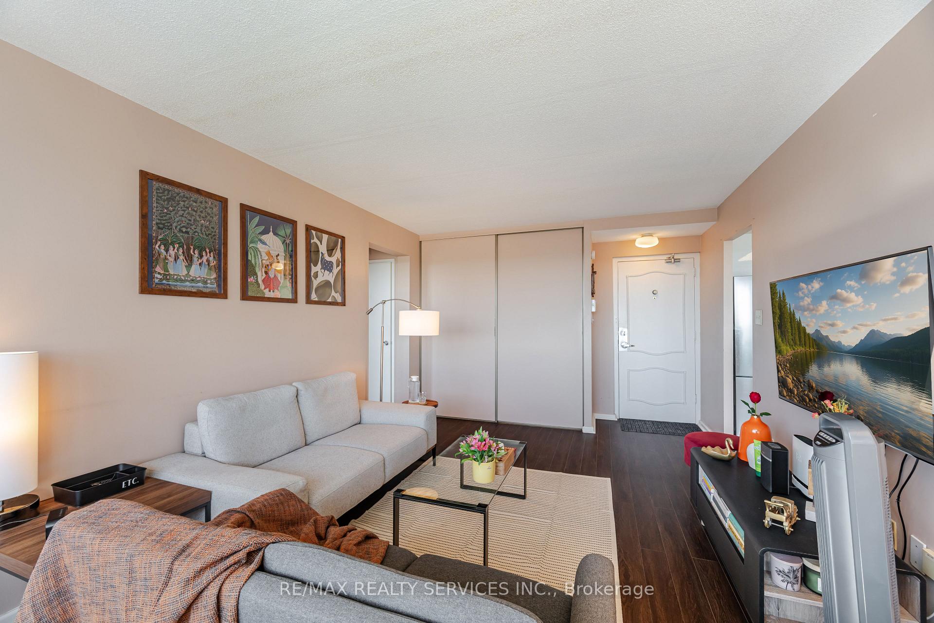 Photo 11 of Unit 2304, 715 Don Mills Road, Toronto, Flemingdon Park — HOMEH