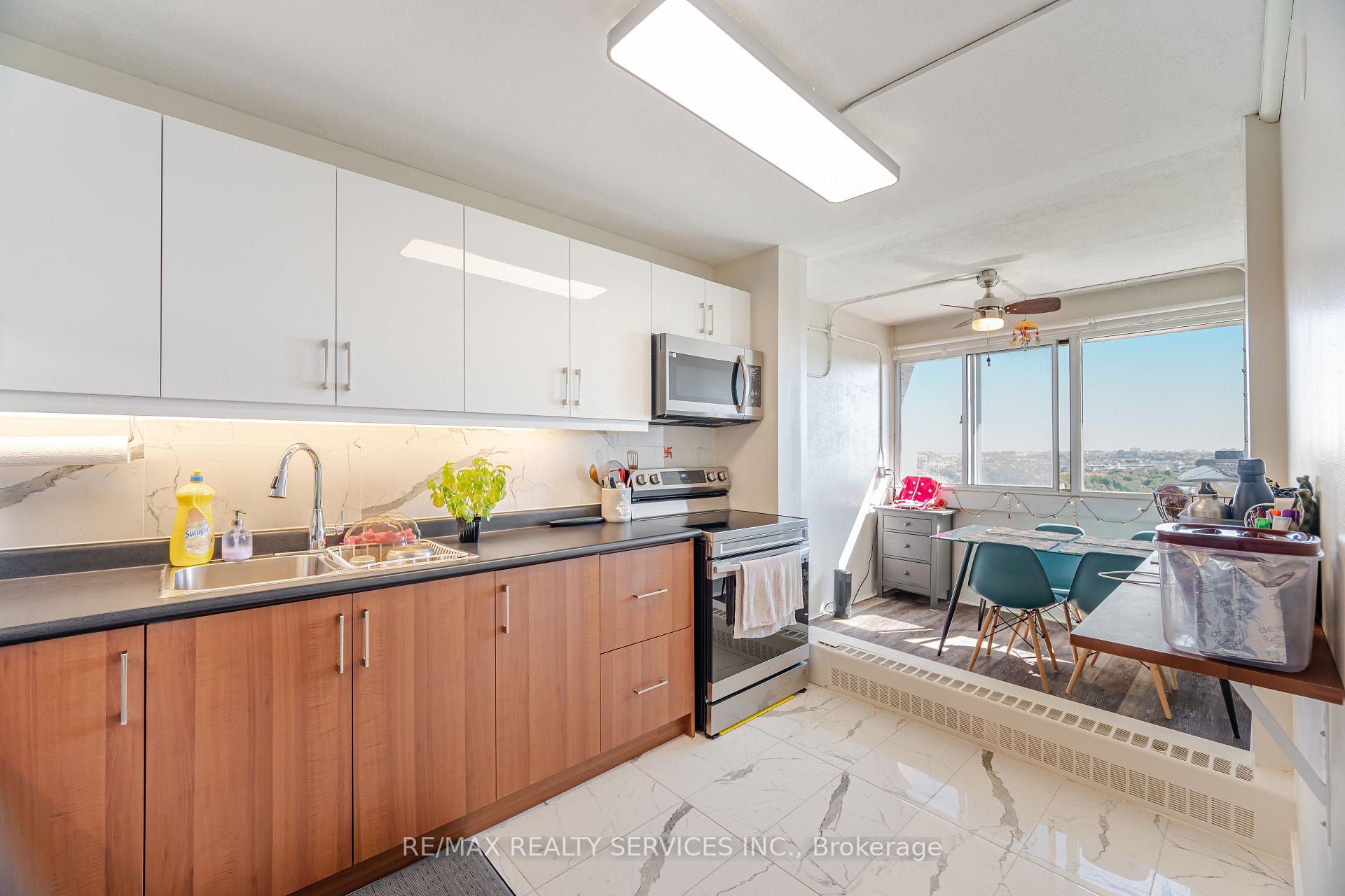 Photo 18 of Unit 2304, 715 Don Mills Road, Toronto, Flemingdon Park — HOMEH