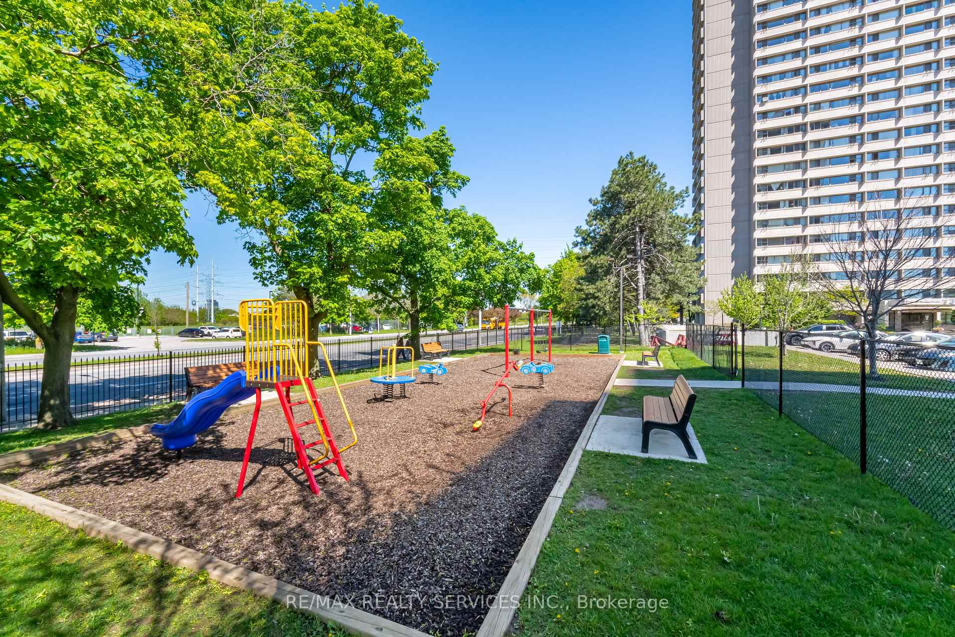 Photo 24 of Unit 2304, 715 Don Mills Road, Toronto, Flemingdon Park — HOMEH