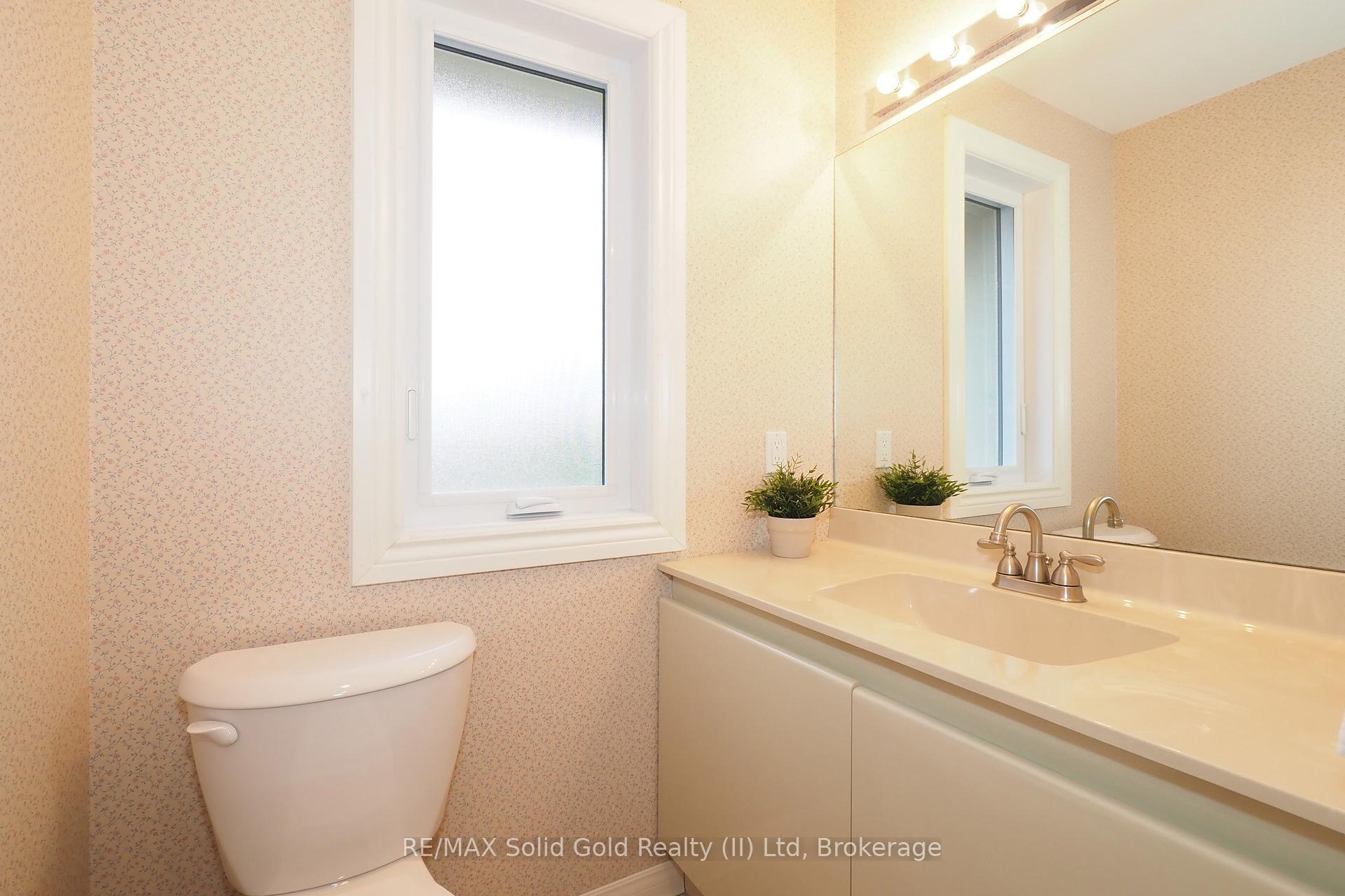 Photo 29 of Unit 6, 405 Glasgow Street, Kitchener — HOMEH