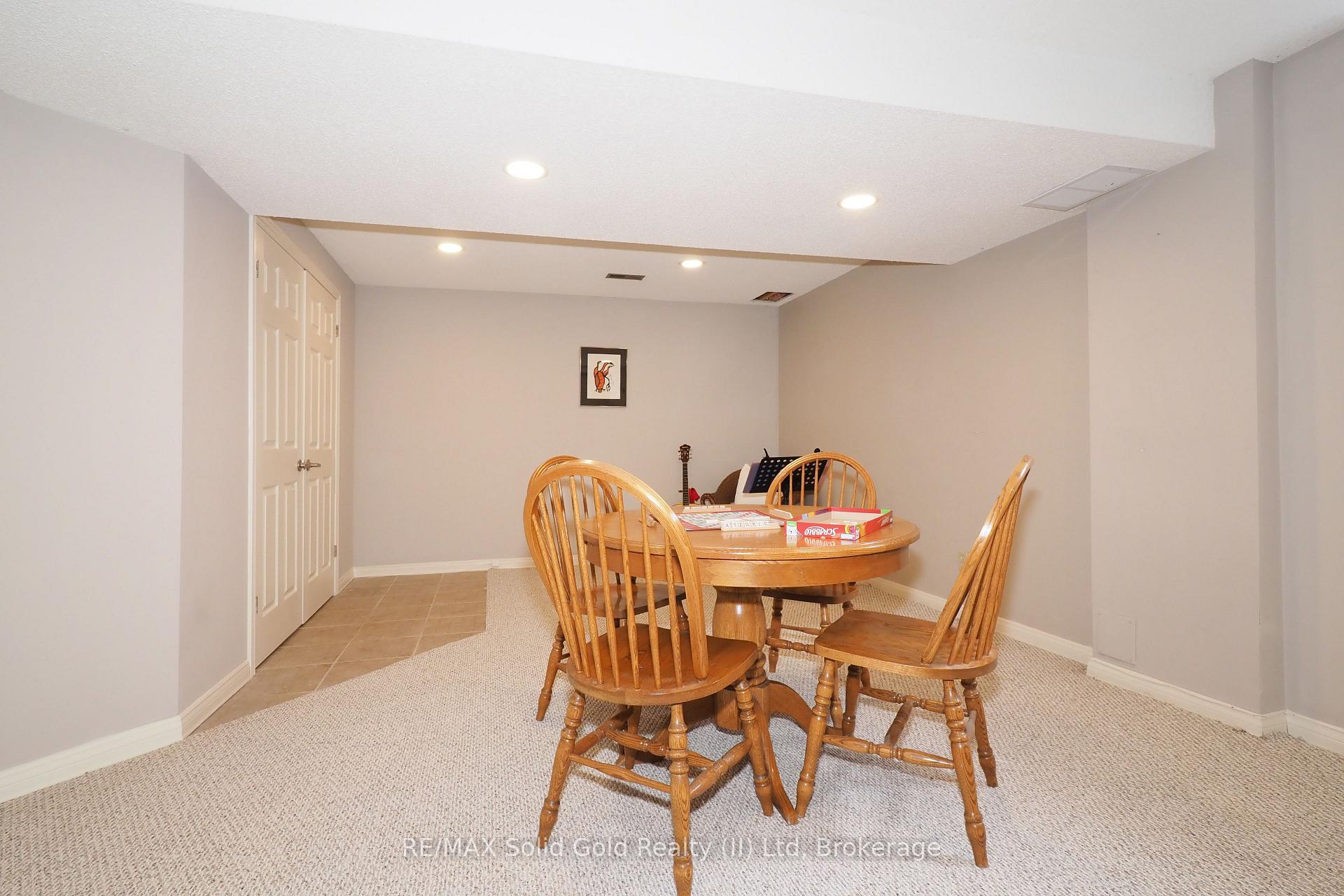 Photo 31 of Unit 6, 405 Glasgow Street, Kitchener — HOMEH