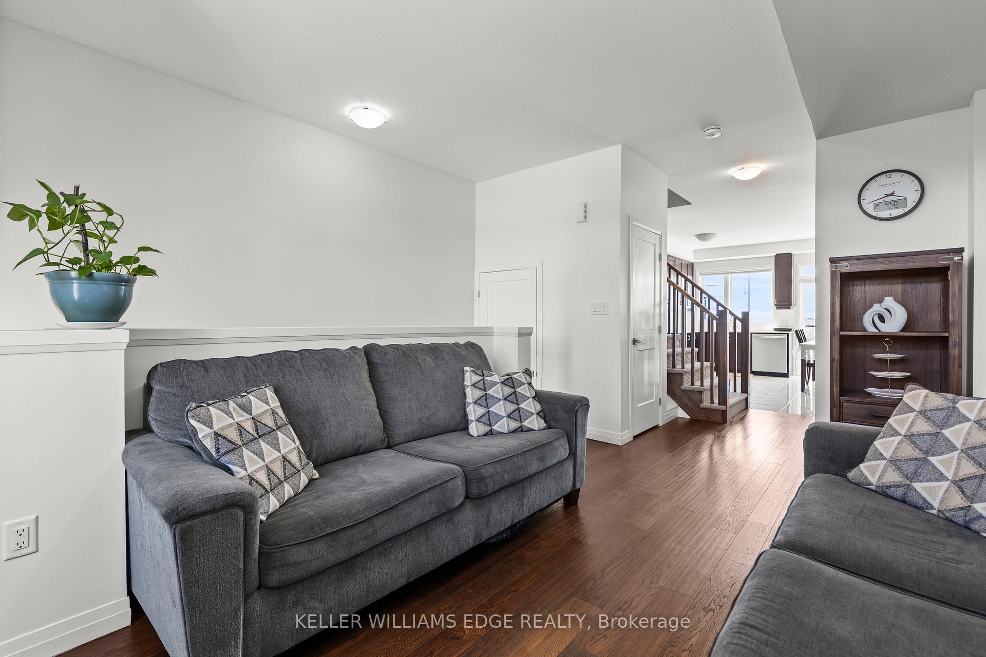 Photo 5 of Unit 197, 30 Time Square Boulevard, Hamilton, Rural Stoney Creek — HOMEH